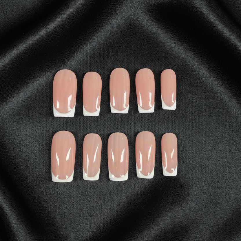 Press on nails • Glow French